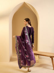 Women Floral Yoke Design Regular Velvet Kurta with Trousers & With Dupatta