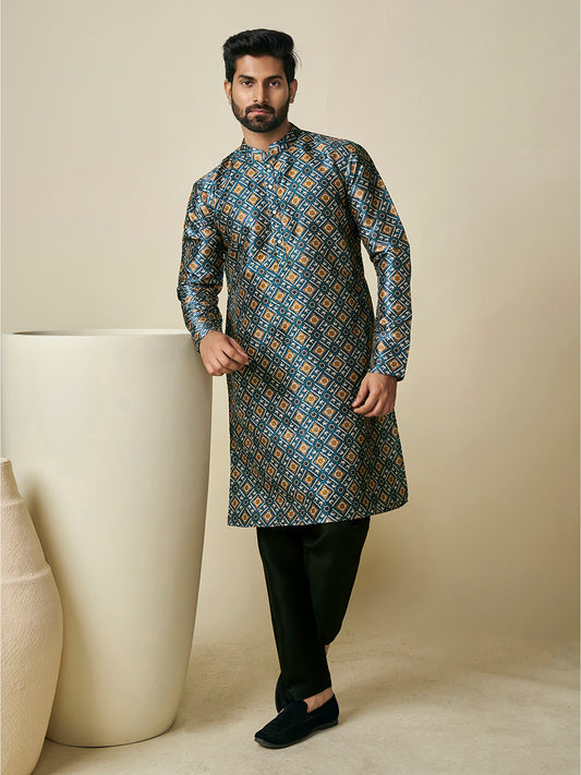 Geometric Printed Sequinned Mandarin Collar Straight Kurta