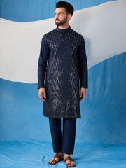 Geometric Embroidered Sequinned Mandarin Collar Stright Kurta With Trousers