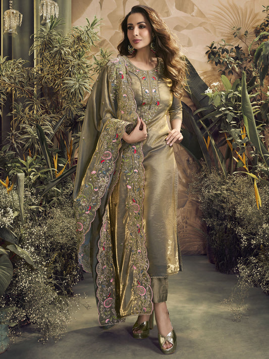 Malaika Arora Women Floral Embroidered Regular Kurta with Trousers & With Dupatta