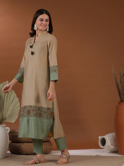 Floral Embroidered Straight Kurta with Trousers