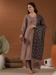 Ethnic Motifs Yoke Design Embroidered Straight Kurta & Trousers With Dupatta