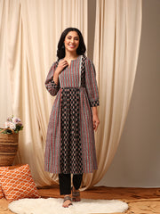 Women Floral Printed Gotta Patti Kurta