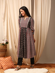 Women Floral Printed Gotta Patti Kurta