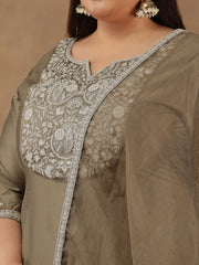 Plus Size Floral Embroidered Thread Work Kurta With Trousers & Dupatta