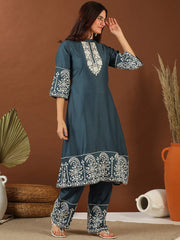 Blue Floral Yoke Design Empire Thread Work Kurta With Palazzo