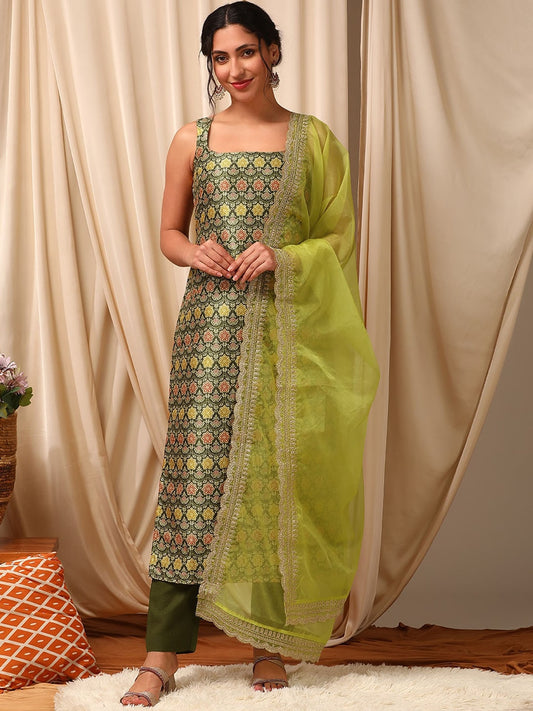 Green Women Regular Kurta with Trousers & With Dupatta