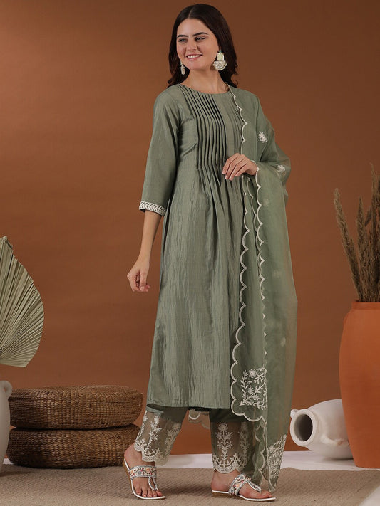 Green Floral Pleated Thread Work Kurta With Trouser & Dupatta