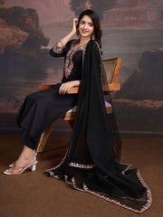 Floral Embroidered Thread Work Straight Kurta With Trousers & Dupatta