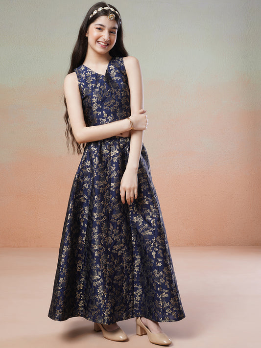 Girls Navy blue Woven Design Ready to Wear Lehenga & Blouse