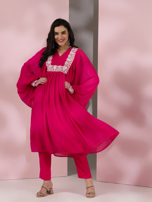 Women Pink Floral Yoke Design Pleated Thread Work Kurta with Trousers