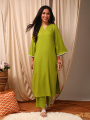 Green Women Regular Kurta with Trousers