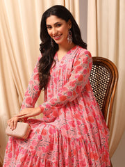 Pink Women Floral Printed Tiered Kurta with Trousers