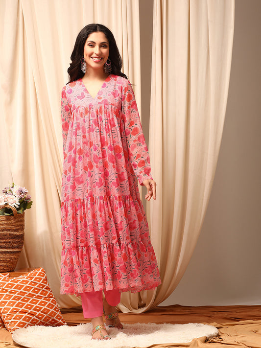 Pink Women Floral Printed Tiered Kurta with Trousers