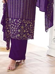 Women Floral Embroidered Regular Kurta with Palazzos & With Dupatta