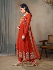 Women Floral Embroidered Regular Thread Work Kurta with Trousers & With Dupatta