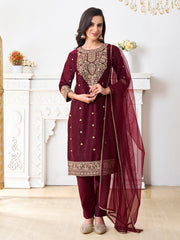 Women Floral Embroidered Regular Sequinned Velvet Kurta with Trousers & With Dupatta