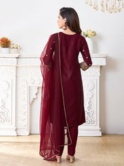 Women Floral Embroidered Regular Sequinned Velvet Kurta with Trousers & With Dupatta