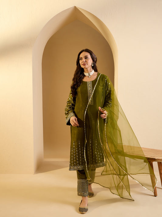 Women Floral Embroidered Regular Sequinned Velvet Kurta with Trousers & With Dupatta