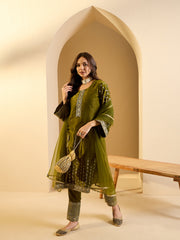 Women Floral Embroidered Regular Sequinned Velvet Kurta with Trousers & With Dupatta