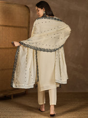 Women Ethnic Motifs Embroidered Regular Thread Work Kurta with Trousers & With Dupatta