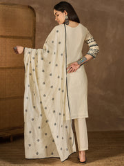 Women Ethnic Motifs Embroidered Regular Thread Work Kurta with Trousers & With Dupatta