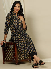 Ethnic Motifs Printed Mandarin Collar Gotta Patti Cotton Straight Kurta