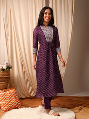 Bandhani Printed Mandarin Collar Thread Work A-Line Kurta