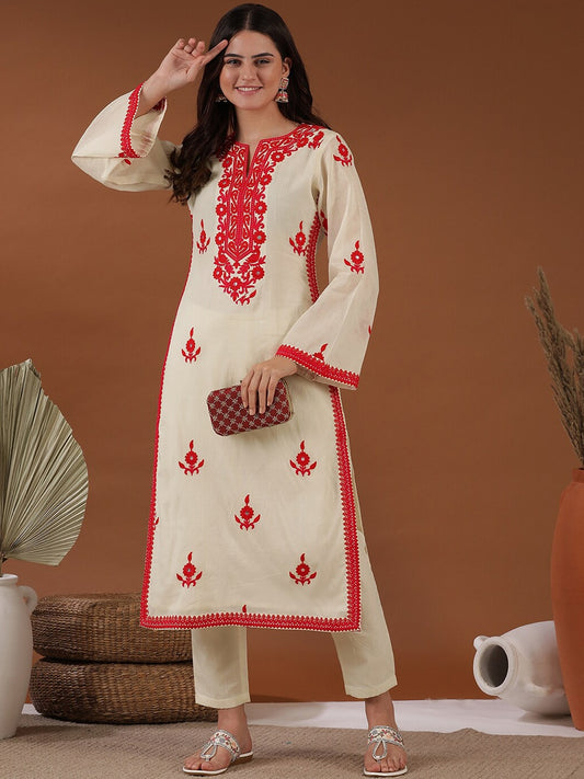 Off White Floral Embroidered Notched Neck Thread Work Straight Kurta with Trousers