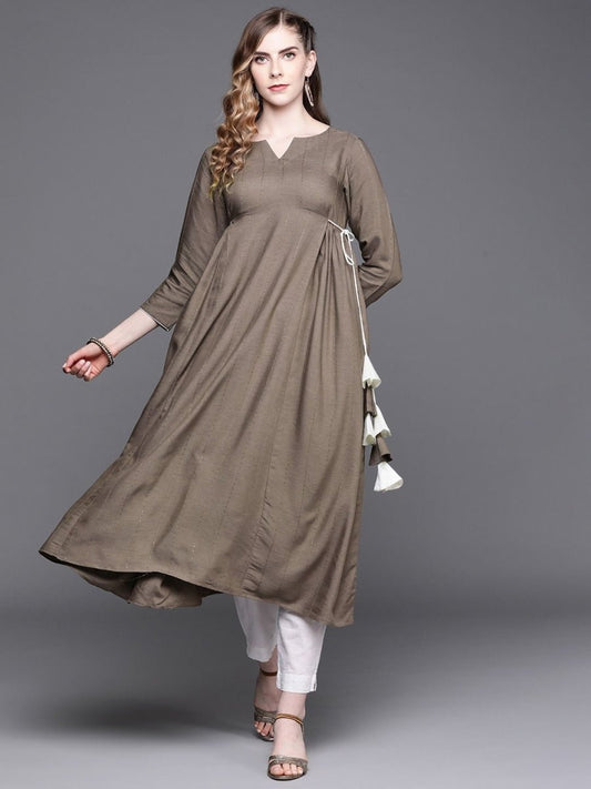 Beige Self Design Sequinned Embroidered Kurta - Inddus.com