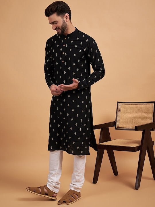 BlackEthnic Motifs Embroidered Thread Work Silk Kurta - Inddus.com