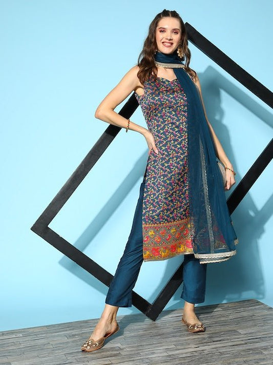 Ethnic Motifs Gotta Patti Kurta With Trousers & With Dupatta - Inddus.com