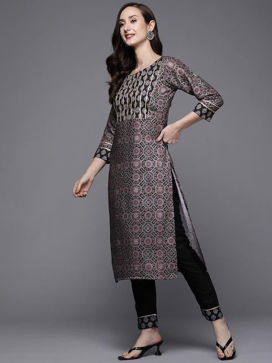 Ethnic Motifs Printed Gotta Patti Kurta with Trousers - Inddus.com