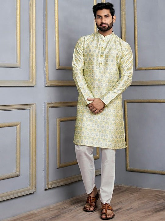 Ethnic Motifs Printed Mandarin Collar Kurta - Inddus.com