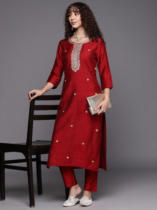 Ethnic Motifs Yoke Design Kurta with Trousers - Inddus.com