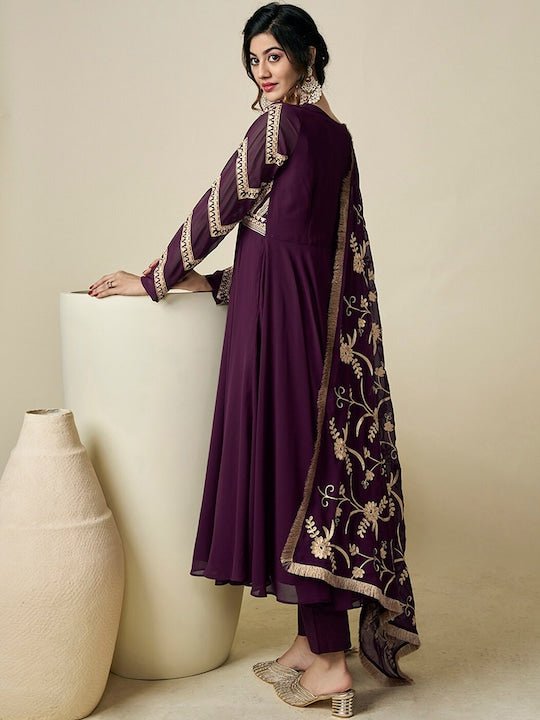 Floral Embroidered Pleated V-Neck Thread Work Kurta with Trousers & With Dupatta - Inddus.com