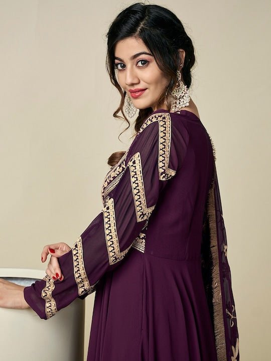 Floral Embroidered Pleated V-Neck Thread Work Kurta with Trousers & With Dupatta - Inddus.com