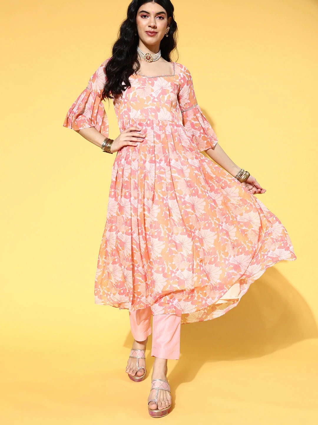 Floral Poly Chiffon Nuovo Sleeves Kurta Set - Inddus.com