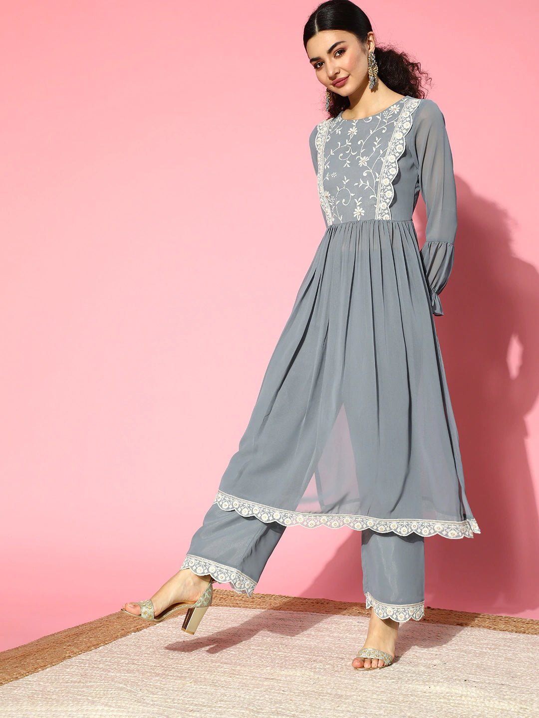 Floral Poly-Georgette Scalloped Edge Kurta Set - Inddus.com