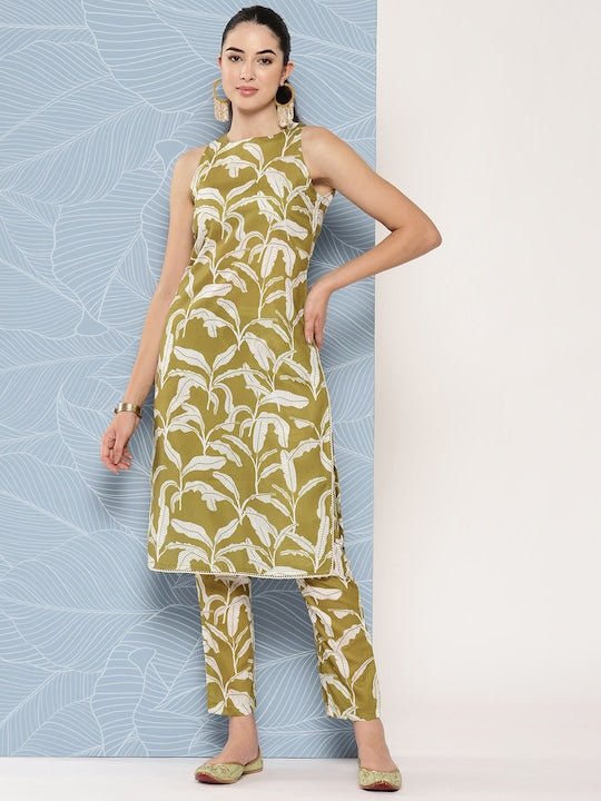 Floral Printed Kurta With Trousers - Inddus.com