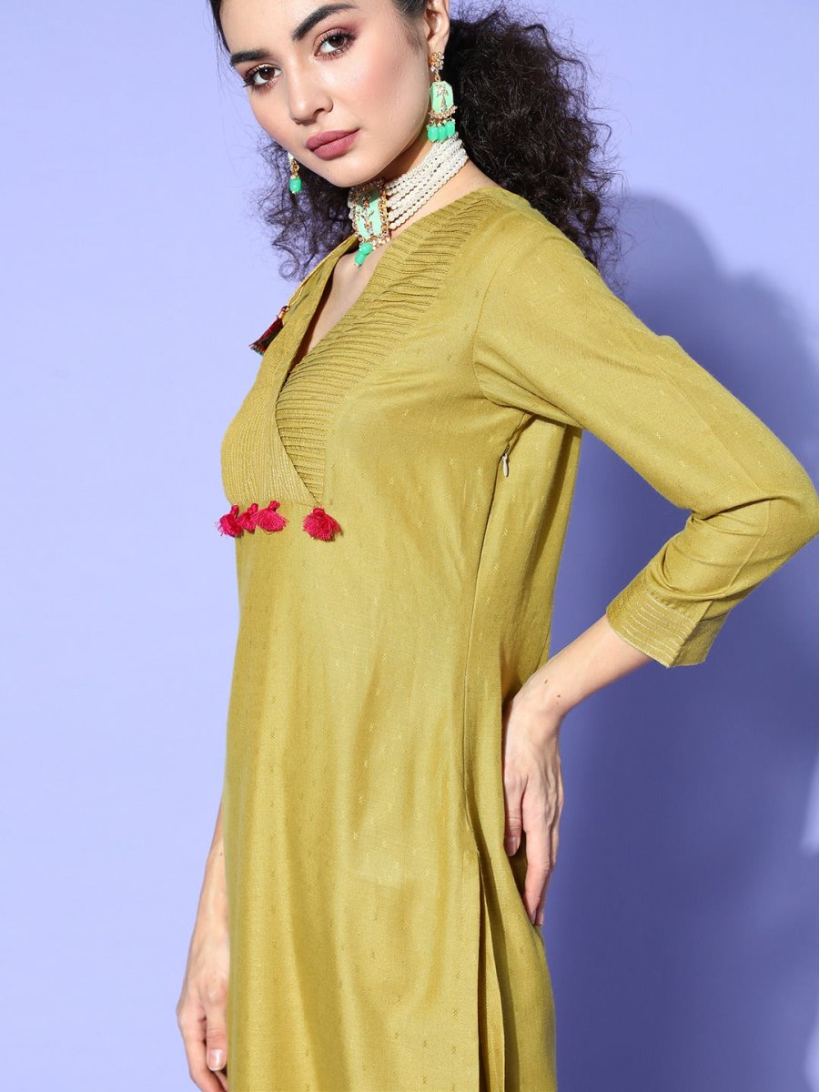 Green Cotton Blend Tasselled Kurta Set - Inddus.com