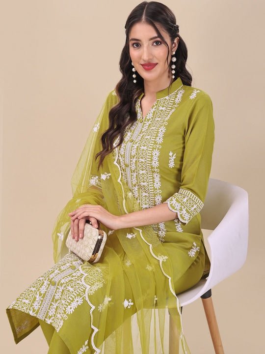 Green Floral Embroidered Thread Work Straight Kurta & Trousers With Dupatta - Inddus.com