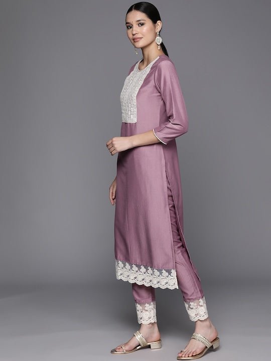 InddusFloral Yoke Design Regular Thread Work Kurta With Trousers - Inddus.com