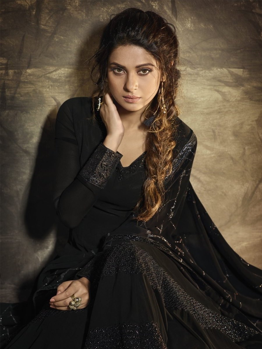 Jennifer Winget Black Georgette Gown Suit - inddus-us