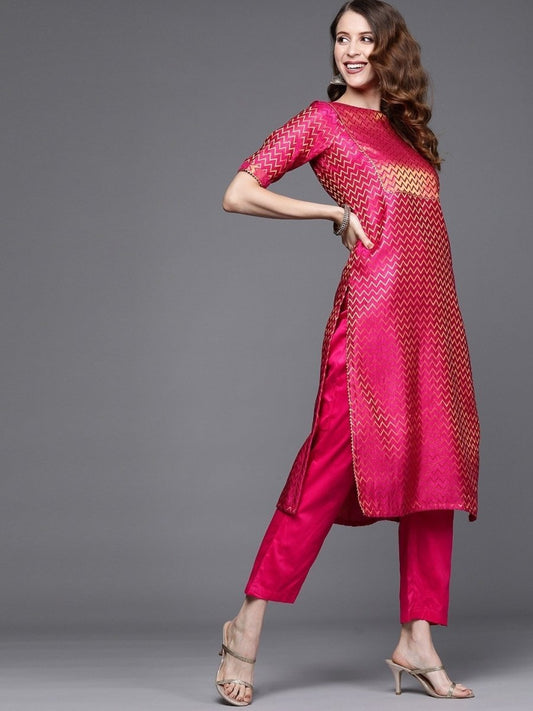 Magenta Pink Chevron Woven Kurta with Pants - Inddus.com