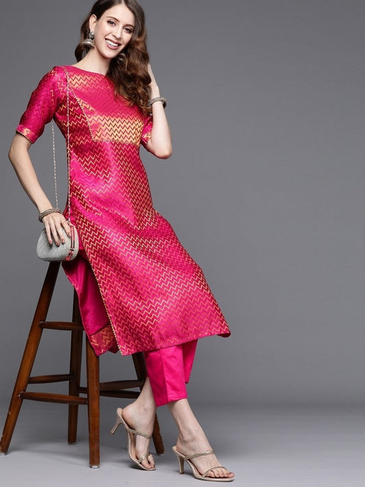 Magenta Pink Chevron Woven Kurta with Pants - Inddus.com