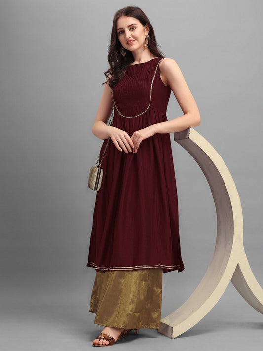 Maroon Yoke Laced Kurta - Inddus.com