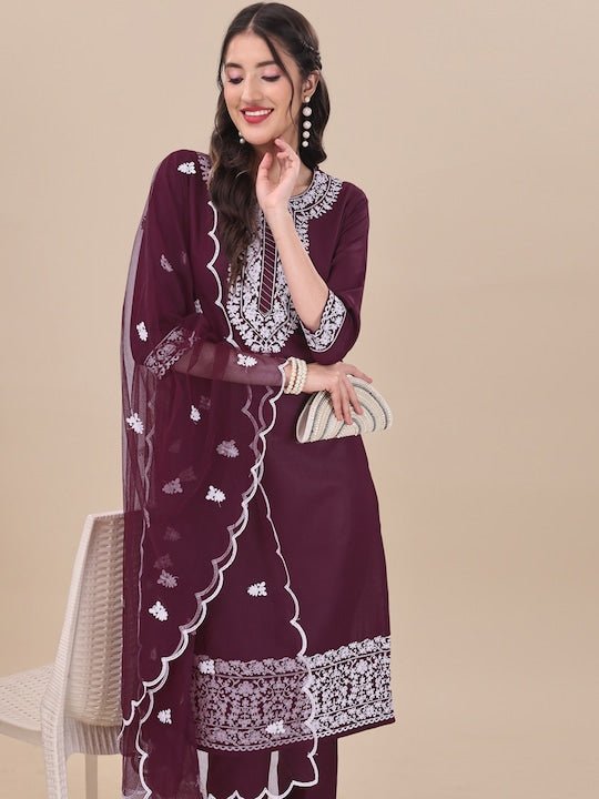 Mauve Floral Embroidered Thread Work Straight Kurta & Trousers With Dupatta - Inddus.com