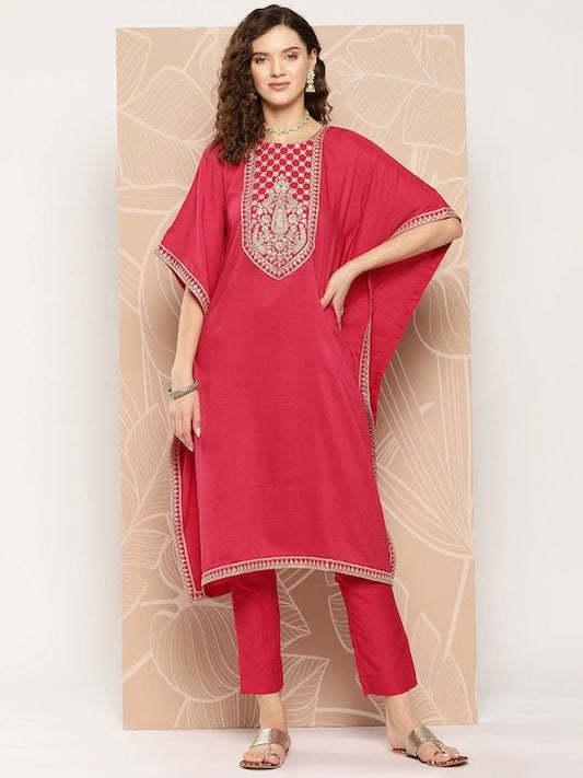 Paisley Yoke Design Kaftan Kurta With Trousers - Inddus.com