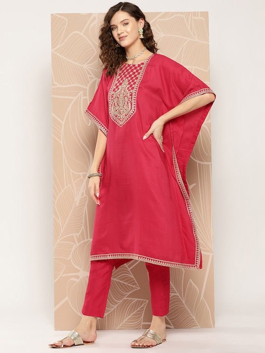 Paisley Yoke Design Kaftan Kurta With Trousers - Inddus.com